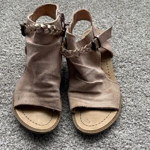 Girls Braided Ankle Strap Open-Toe Sandals - Blush